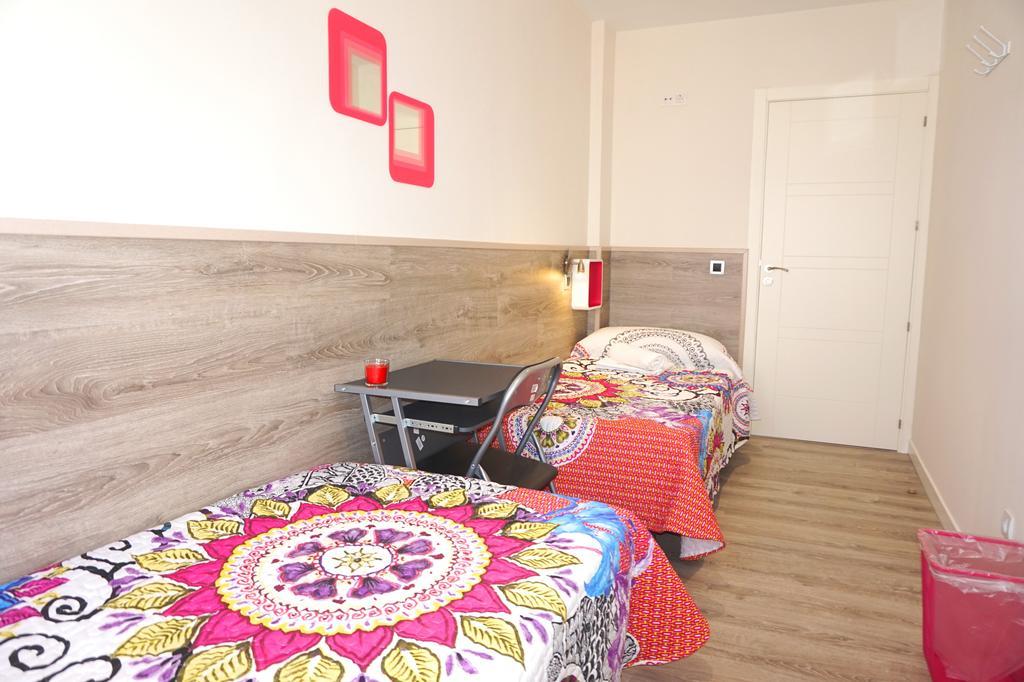 Muchomadrid Hostel Room photo