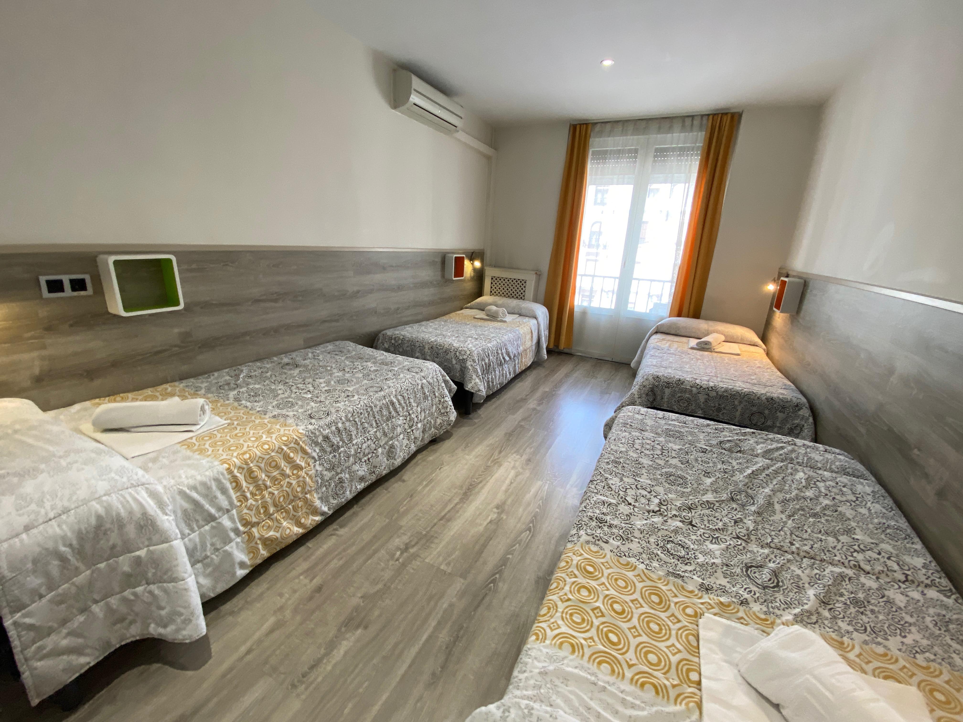 Muchomadrid Hostel Exterior photo