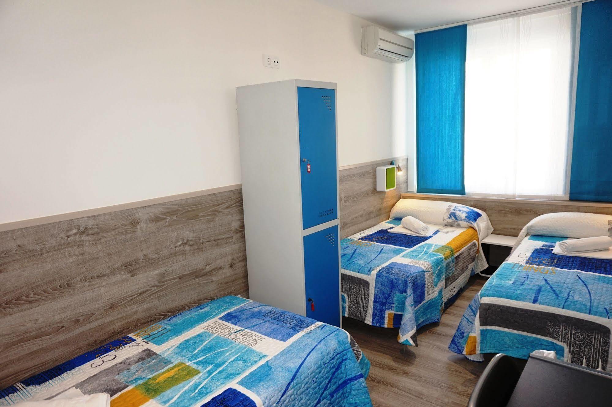 Muchomadrid Hostel Exterior photo