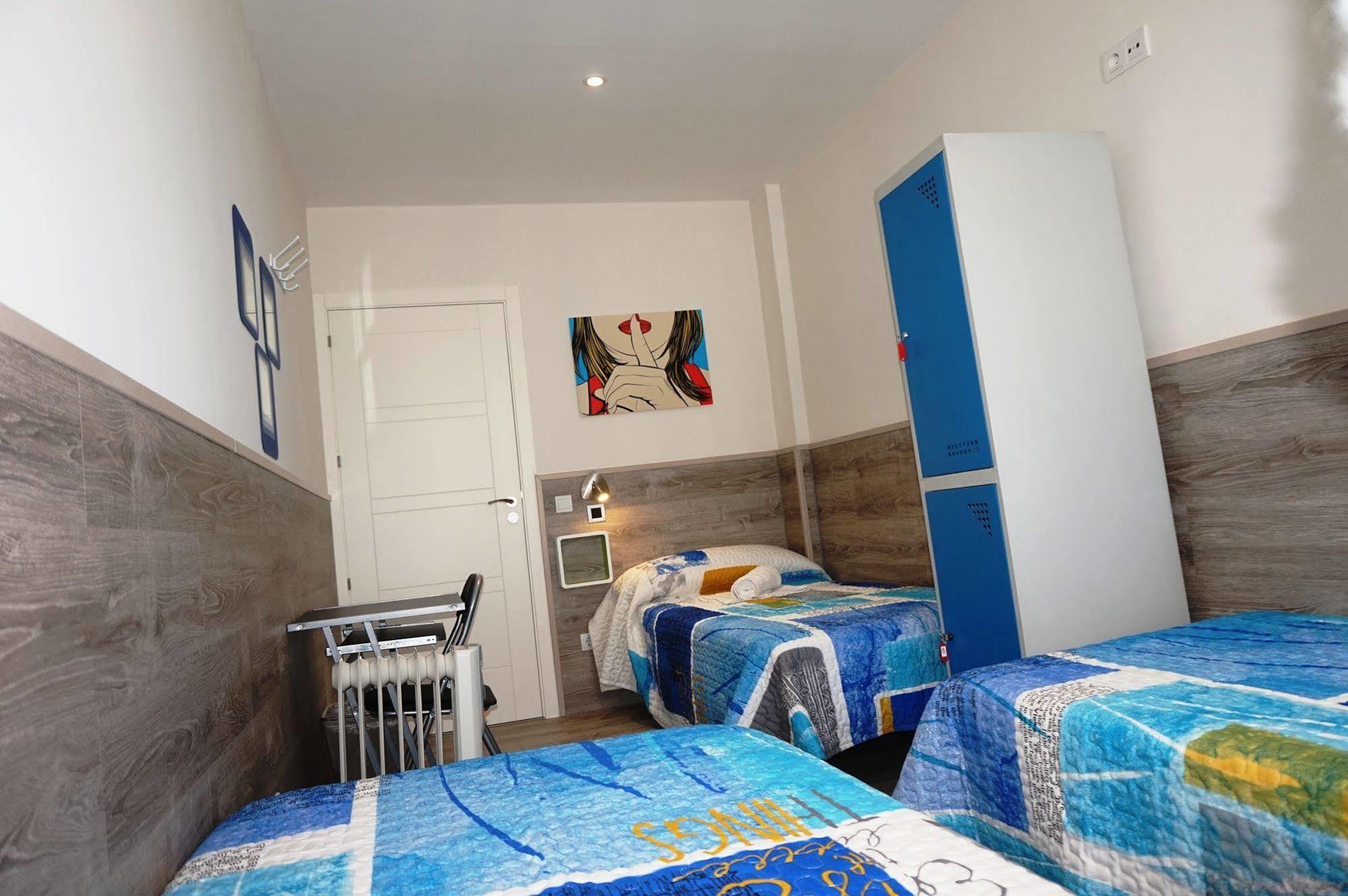 Muchomadrid Hostel Exterior photo